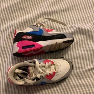 Toddler 90 nike air maxes, 11C